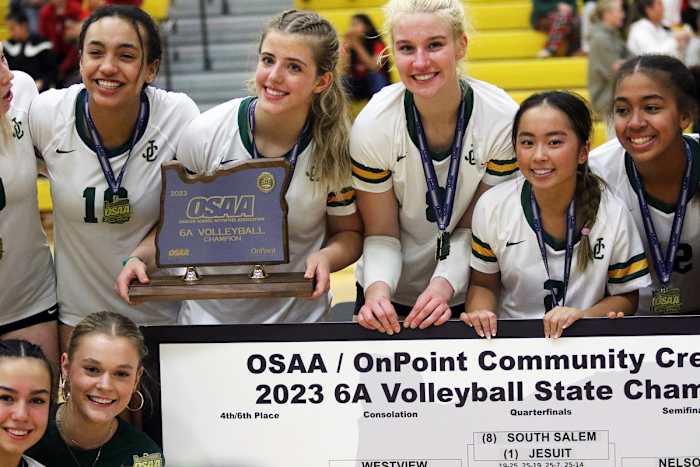 a Jesuit Oregon City 6A Oregon volleyball final November 4 2023 Dan Brood 42